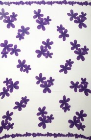 boho kleed wit met paarse bloemen, mandaladoek wit met paarse bloemen, hoofdoek wit versierd met paarse bloemen, strandkleed wit paarse bloemen, picknick kleed wit paarse bloemen, bohemian kleed wit paarse bloem,